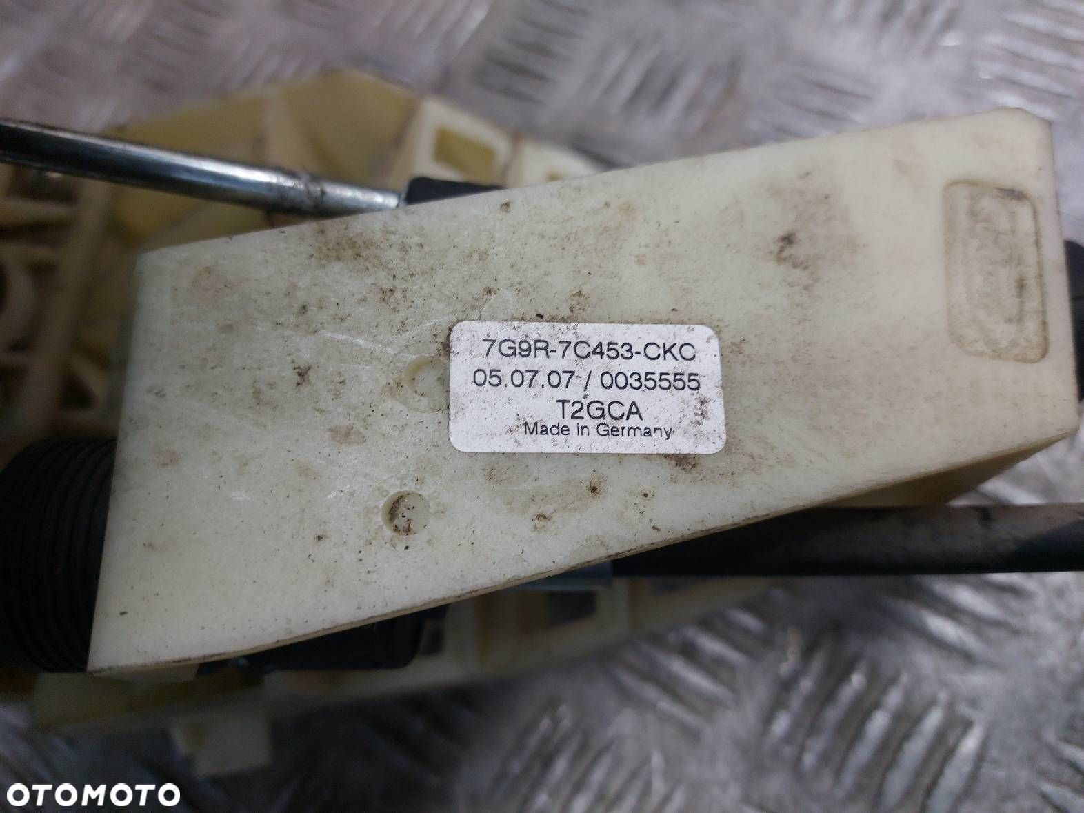 LEWAREK GAŁKA ZMIANY BIEGÓW FORD MONDEO MK4 1.8 TDCI 7G9R-7C453-CKC - 4