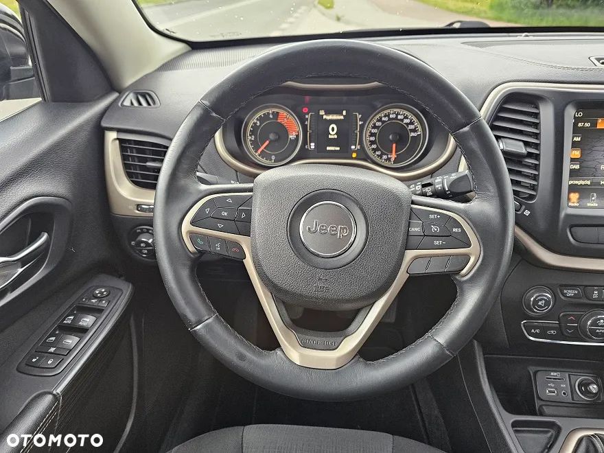 Jeep Cherokee 2.0 MJD 4x2 Longitude EU6 - 20