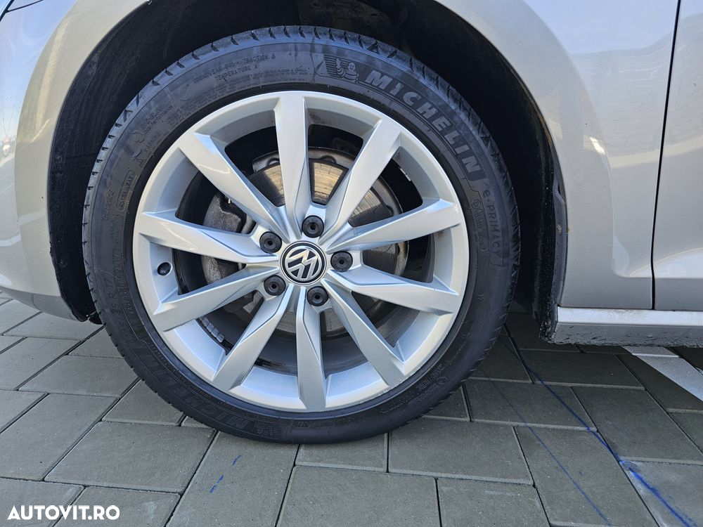 Volkswagen Golf 1.6 TDI DPF BMT DSG Highline - 10