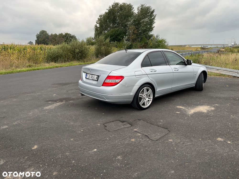 Mercedes-Benz Klasa C - 21