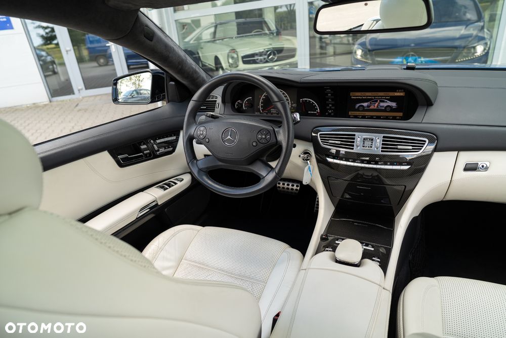 Mercedes-Benz CL 63 AMG - 25