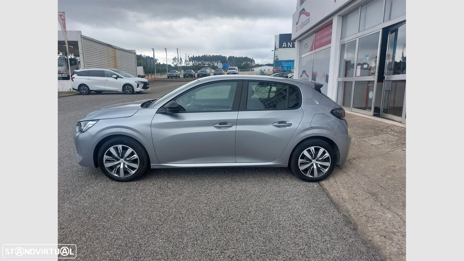 Peugeot 208 1.2 PureTech Active Pack - 4