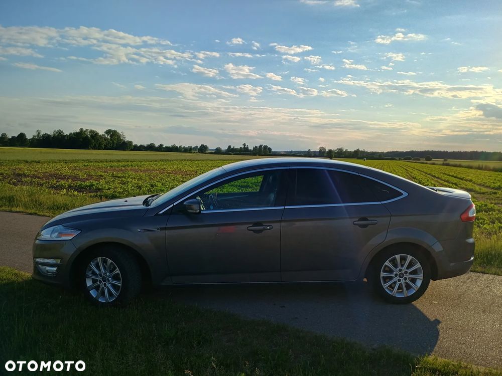 Ford Mondeo 1.6 TDCi Platinium X Plus (Titanium) - 10