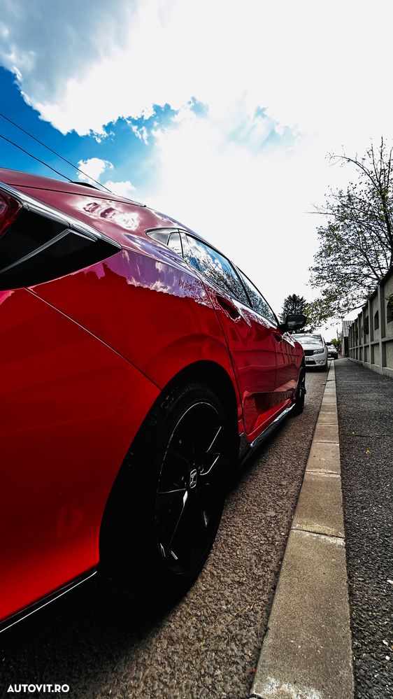 Honda Civic 1.5 VTEC Turbo CVT Sport Plus - 9