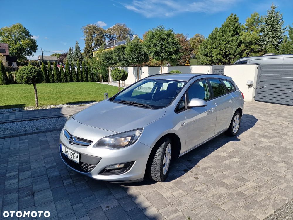 Opel Astra IV 1.4 T Essentia EU6 - 3