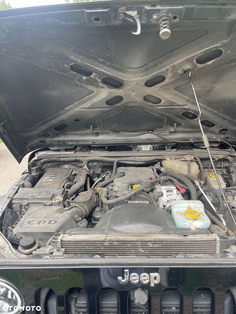 Jeep Wrangler 2.8 CRD Unlim Sport - 13