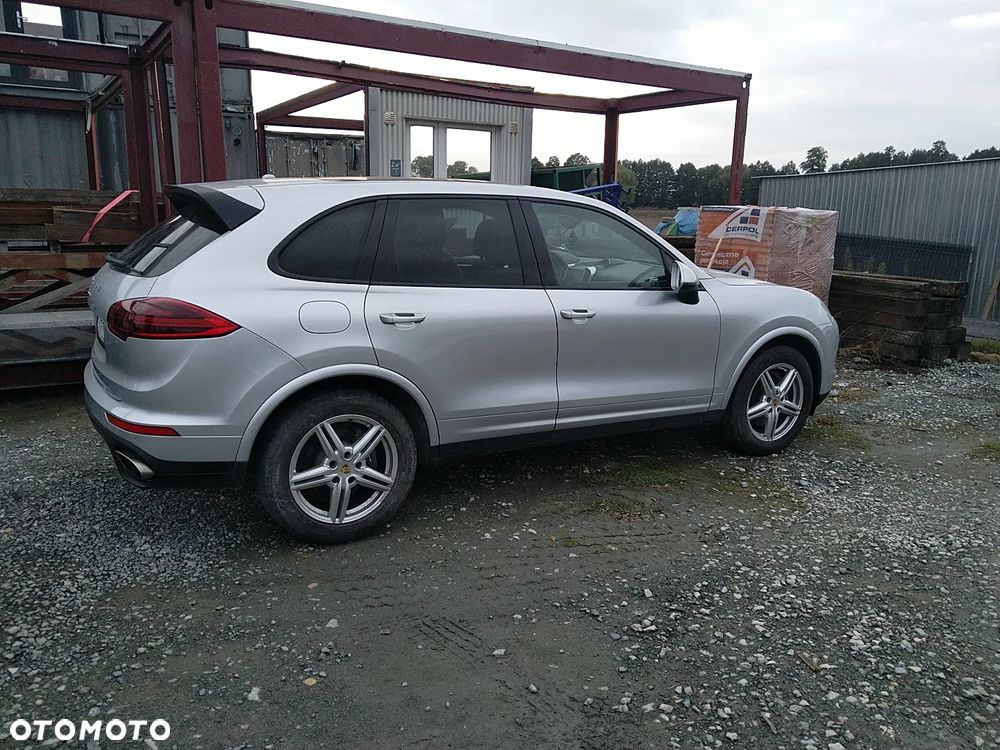 Porsche Cayenne Platinum Edition - 1