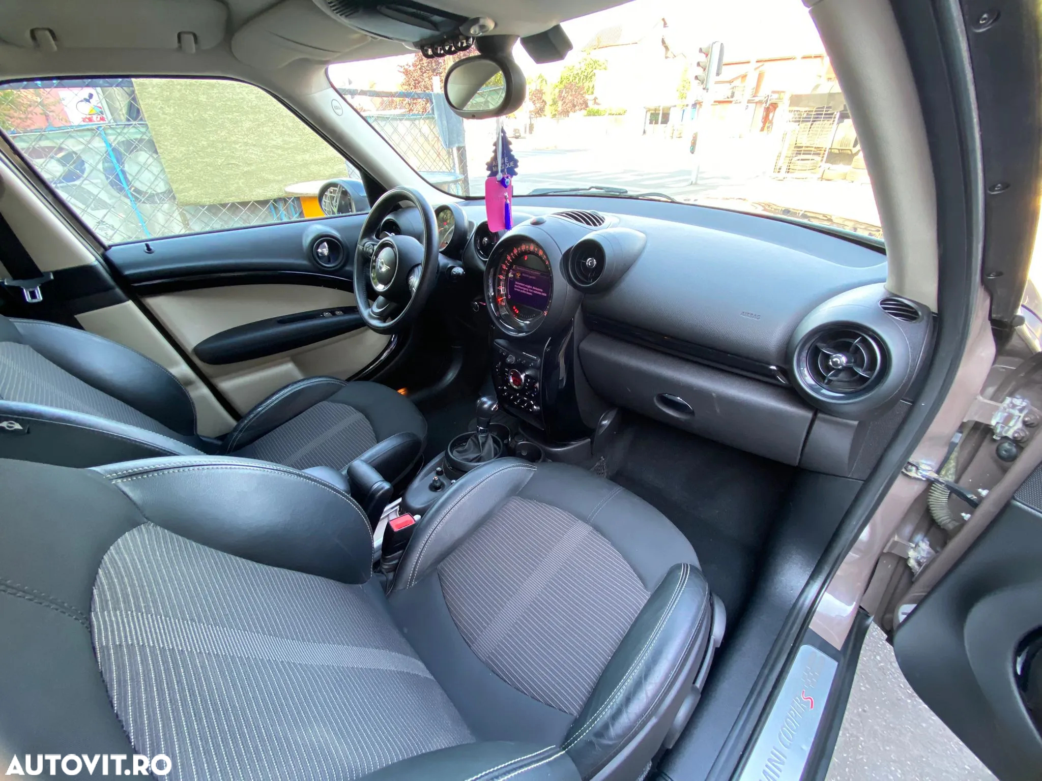 Mini Countryman Cooper SD All4 Aut. Park Lane Chili - 14