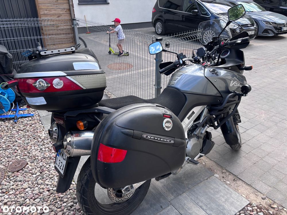 Suzuki V-STROM - 2