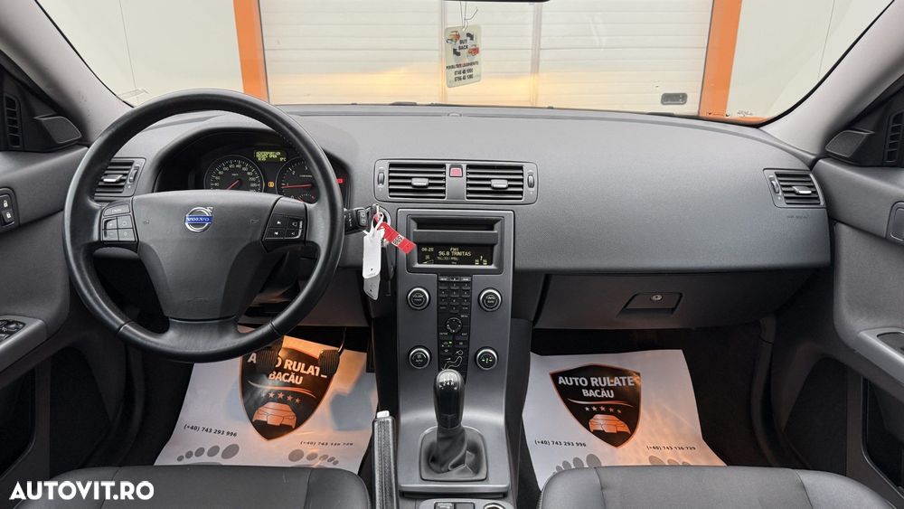 Volvo V50 - 8