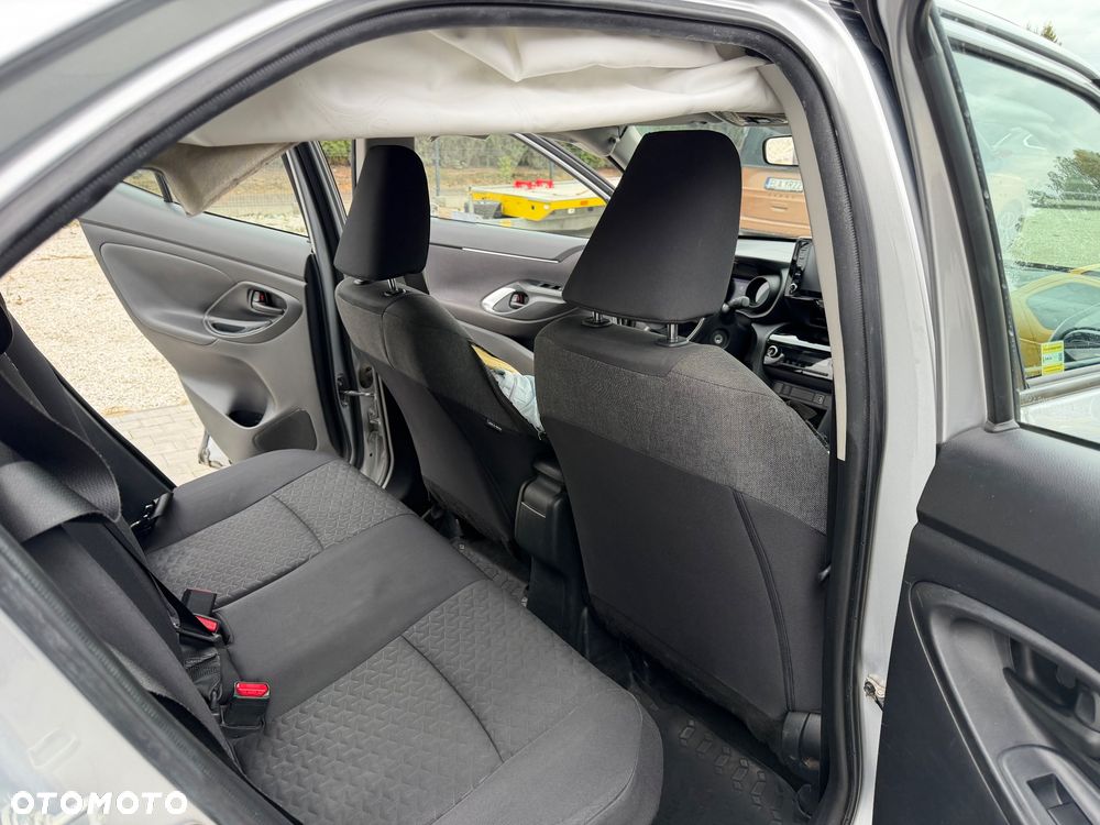 Toyota Yaris Cross Hybrid 1.5 Comfort - 18