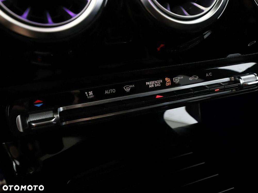 Mercedes-Benz CLA 200 7G-DCT Edition AMG Line - 30