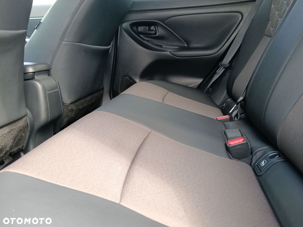 Toyota Yaris Cross Hybrid 1.5 Executive AWD - 14