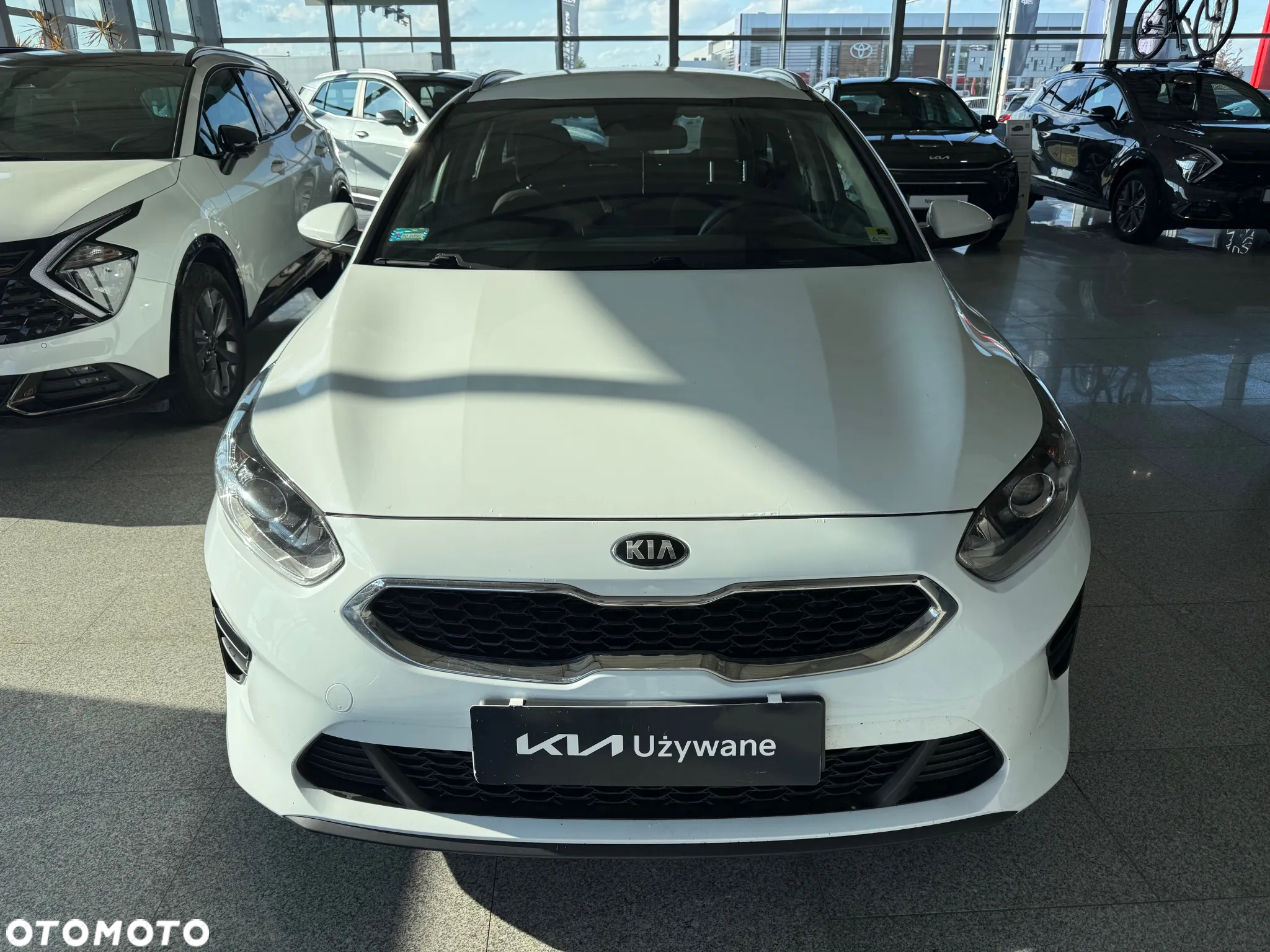 Kia Ceed 1.6 CRDi SCR M - 2