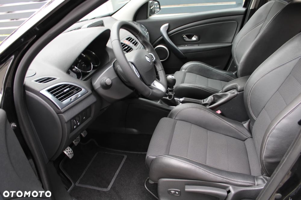 Renault Megane TCe 180 GT - 6