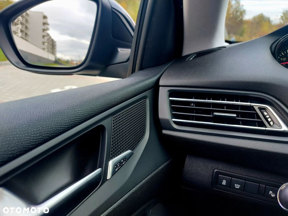 Peugeot 308 1.2 PureTech Allure S&S - 20