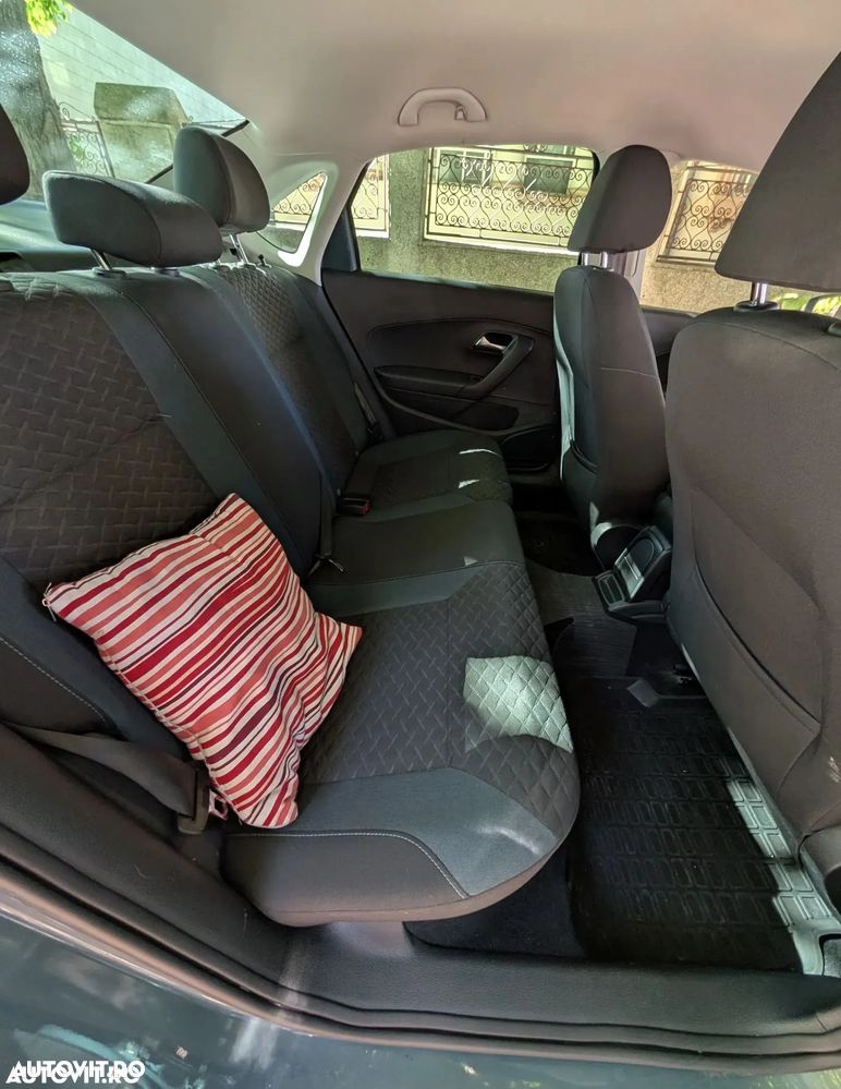 Volkswagen Polo - 14