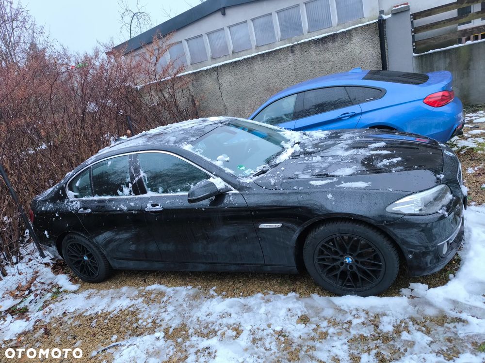 BMW Seria 5 525d xDrive Luxury Line - 4