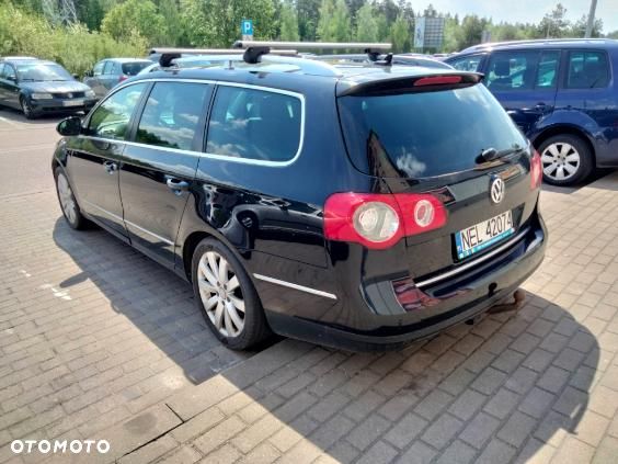 Volkswagen Passat 2.0 TDI Comfortline DSG - 4