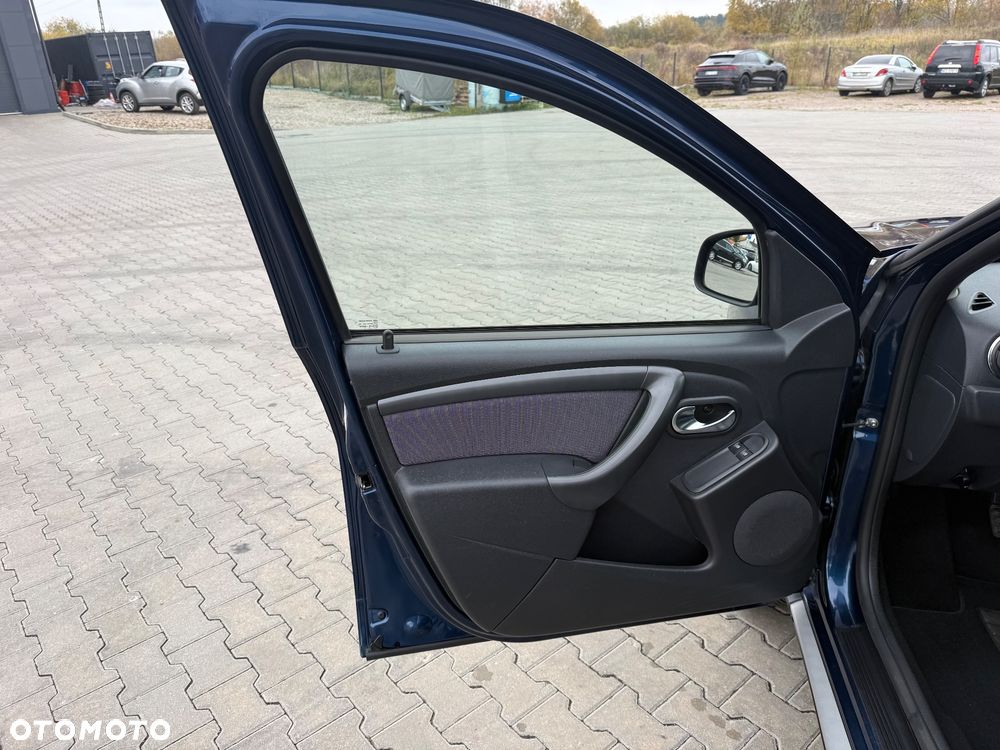 Dacia Duster 1.6 SCe Laureate S&S - 20