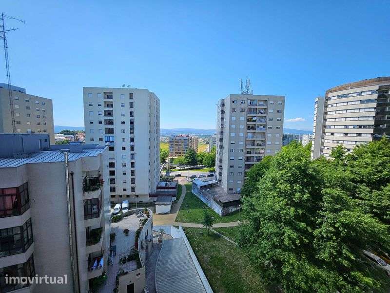Arrenda-se Apartamento T2 São Vicente