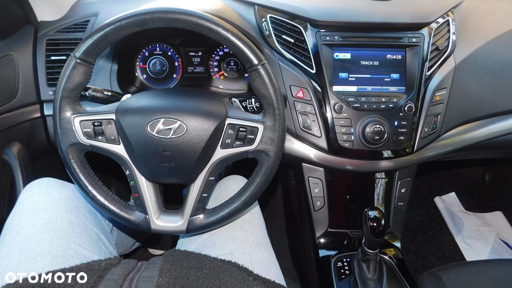 Hyundai i40 i40cw 1.7 CRDi Automatik Style - 9