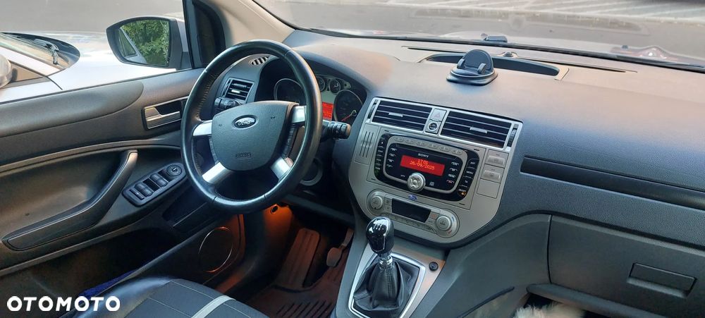 Ford Kuga 2.0 TDCi Titanium - 9