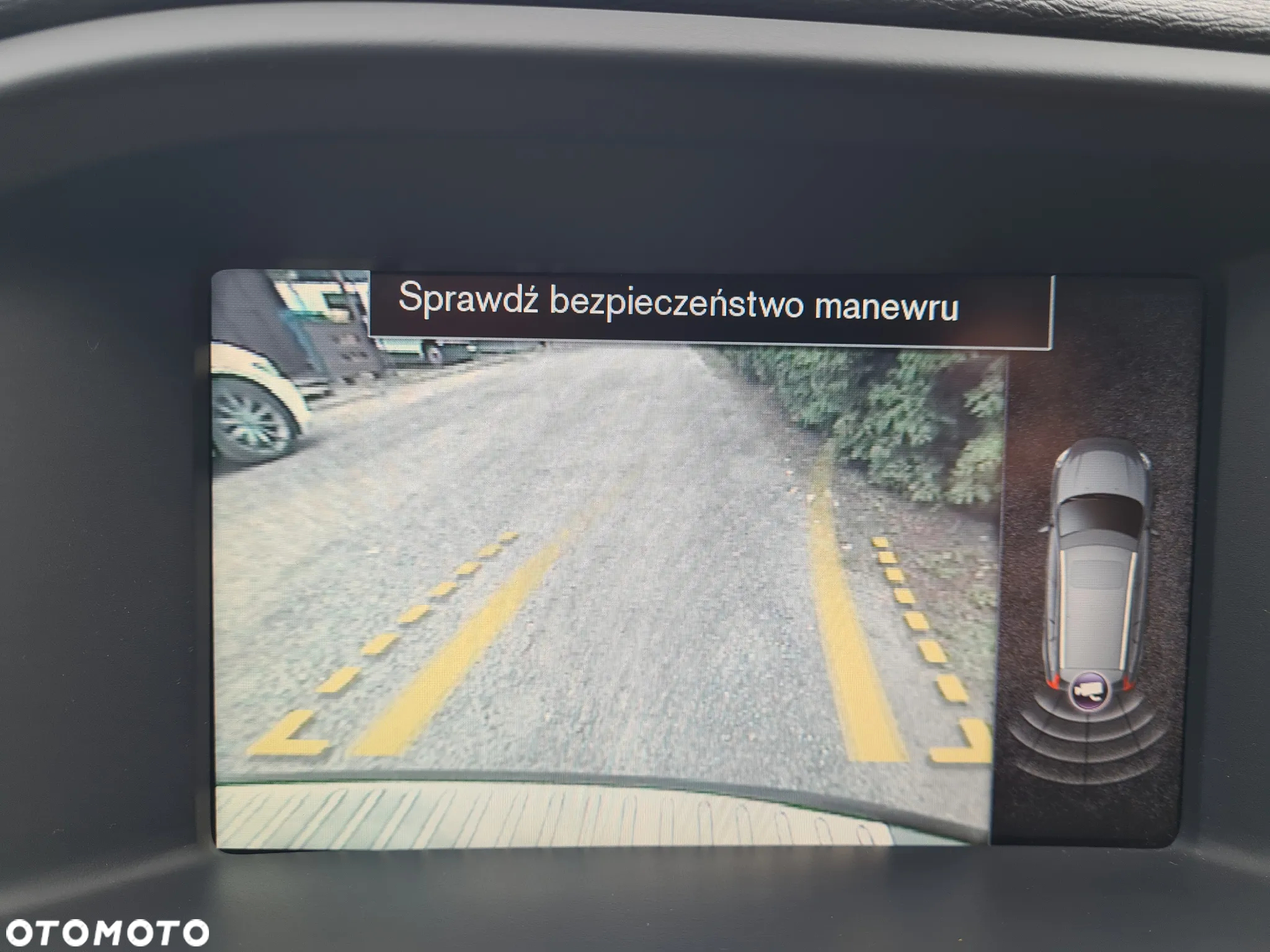 Volvo V60 D4 Momentum - 13