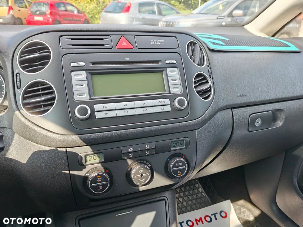 Volkswagen Golf Plus 1.9 TDI Comfortline - 24