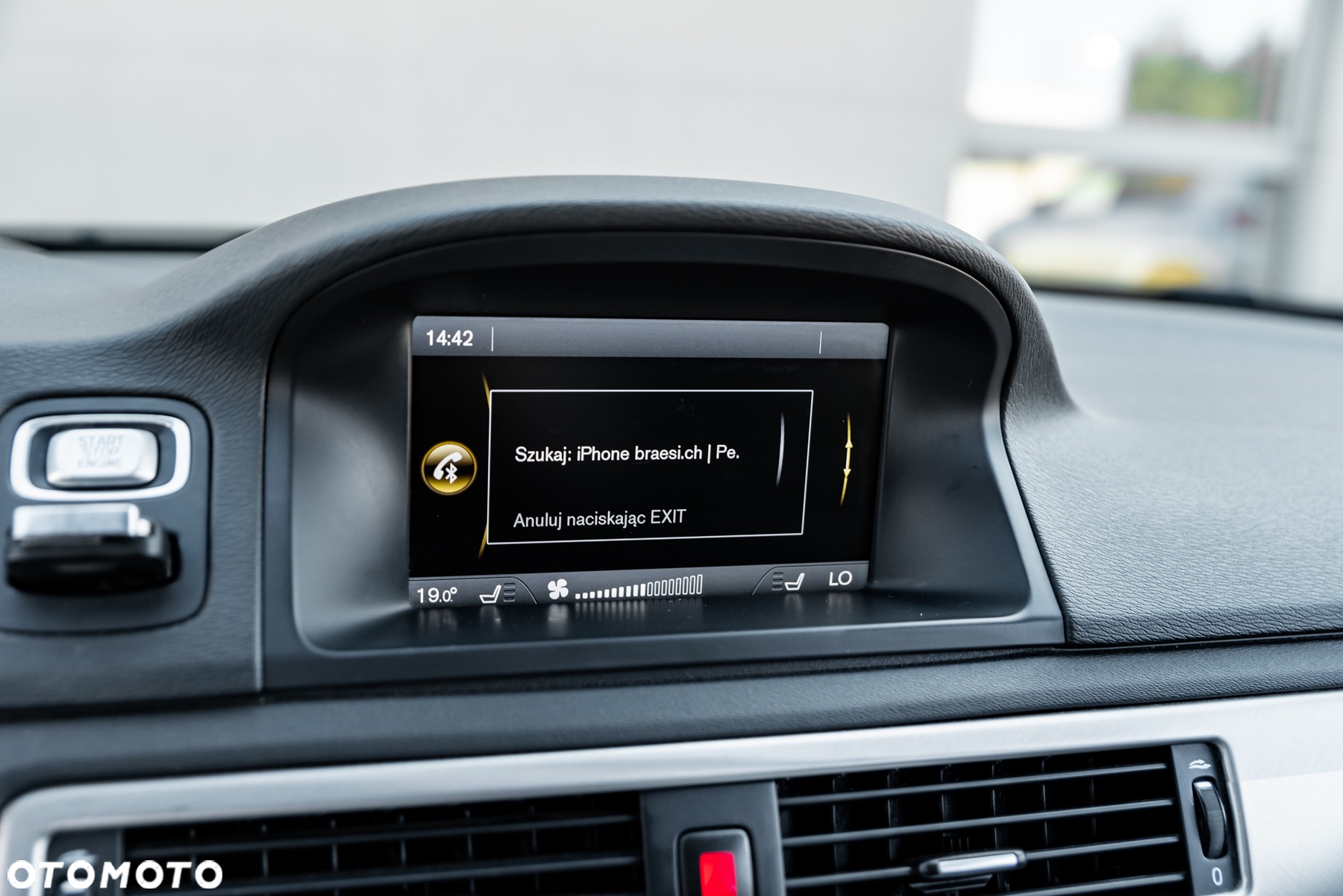Volvo XC 70 - 23