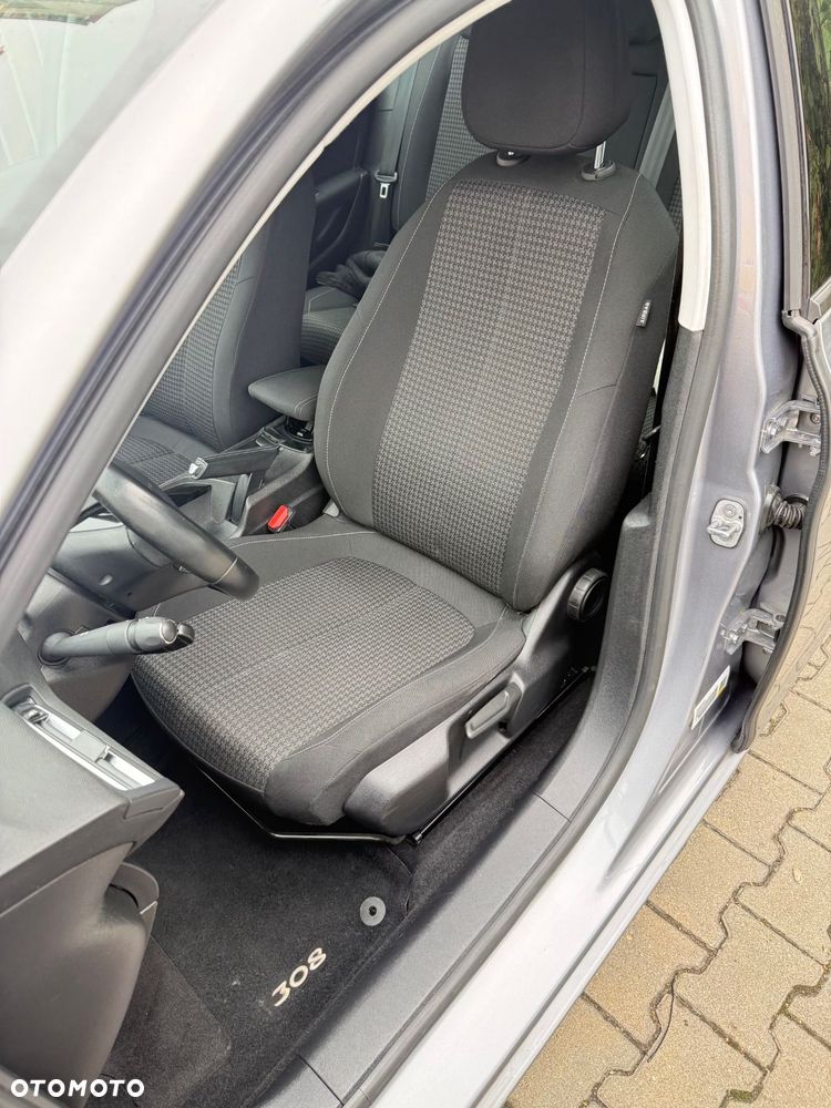 Peugeot 308 2017 photo 4