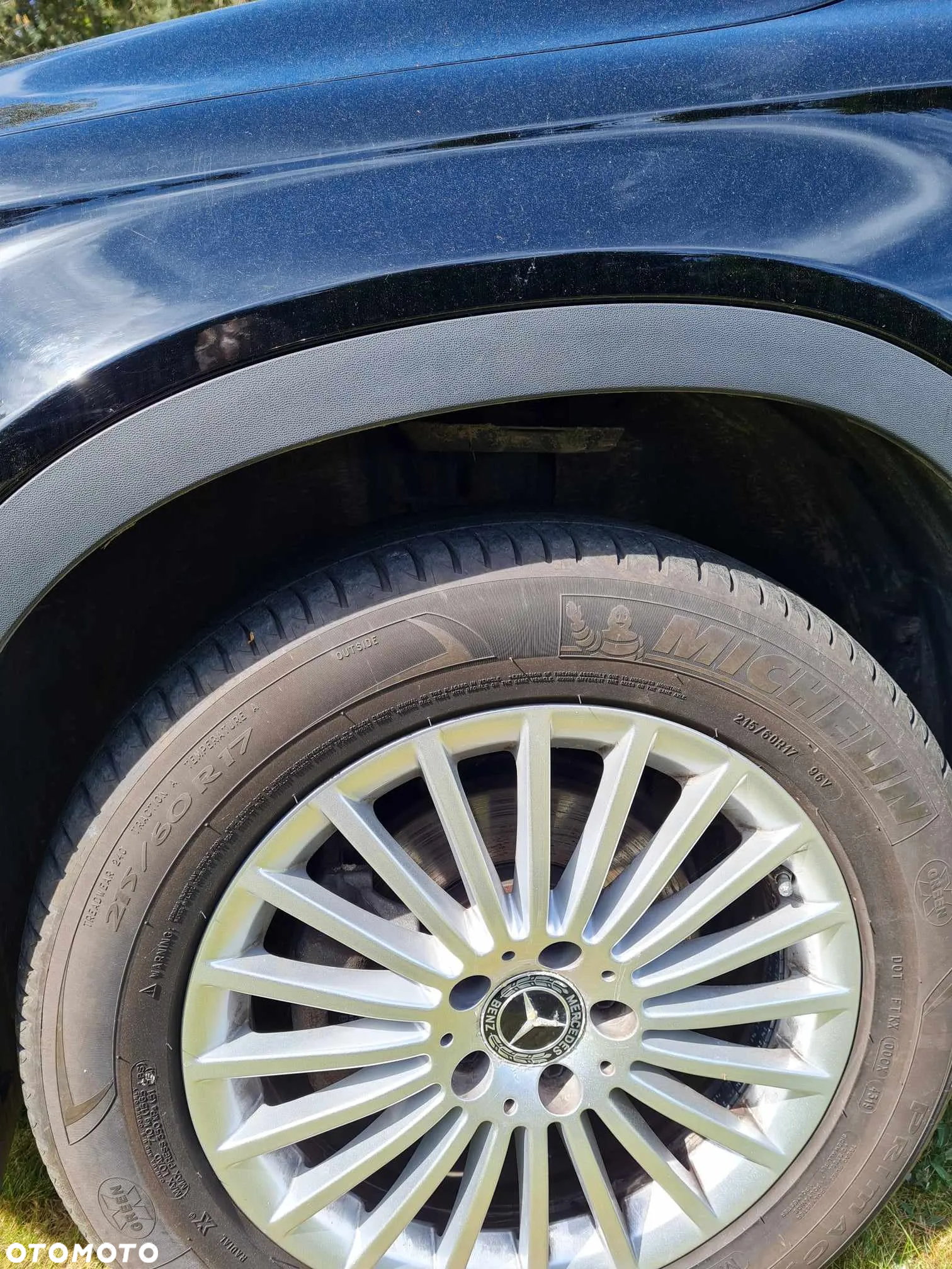 Mercedes-Benz GLA 180 7G-DCT - 3