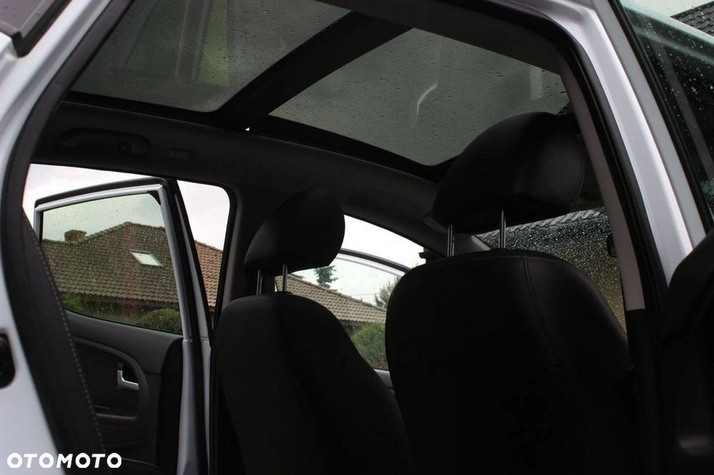 Kia Venga 1.4 S - 27