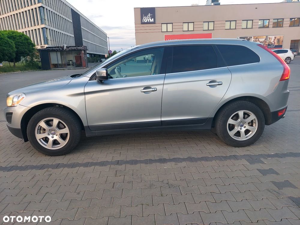 Volvo XC 60 - 6