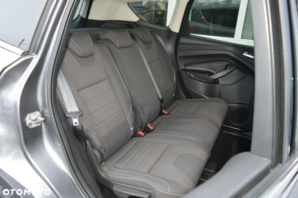 Ford Kuga - 30