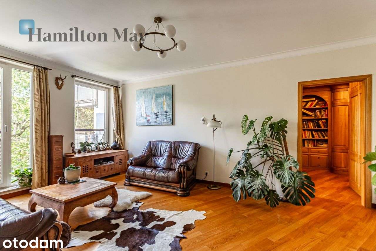 Apartament z widokiem na piękny starodrzew