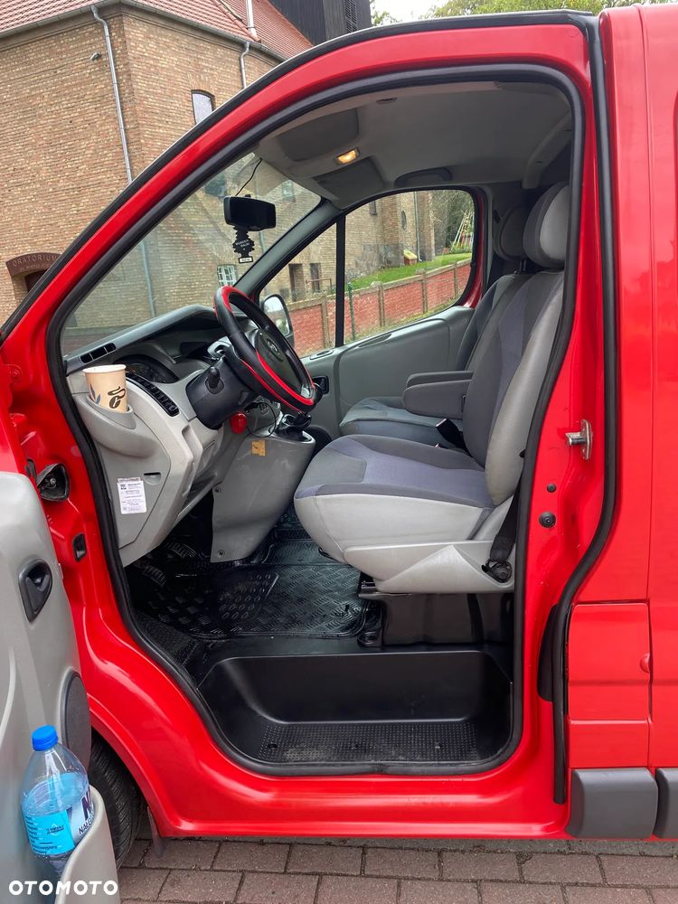 Opel Vivaro - 21