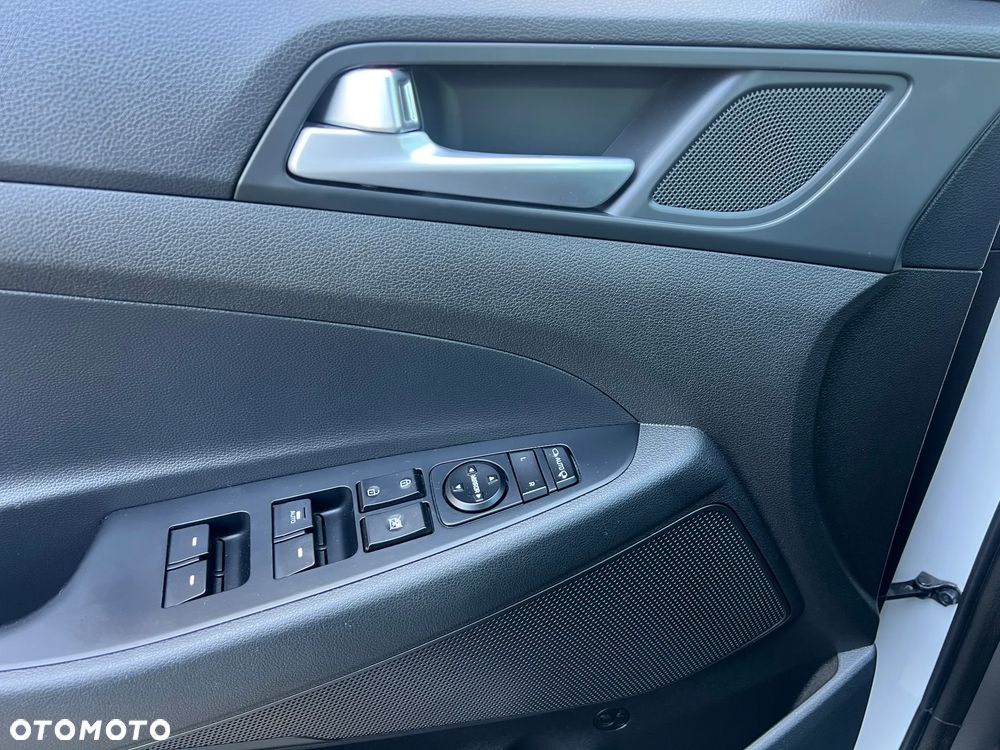 Hyundai Tucson 1.6 GDI BlueDrive Comfort 2WD - 22