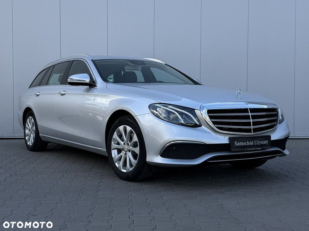 Mercedes-Benz Klasa E 220 d Exclusive - 3
