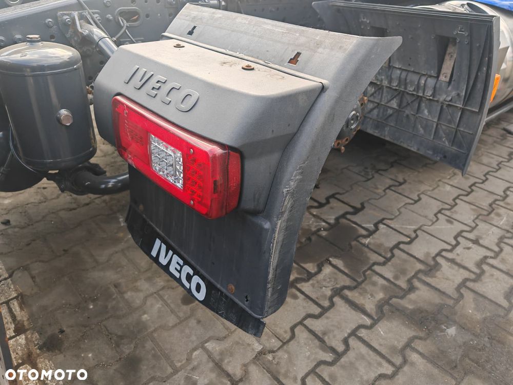 BŁOTNIK KOMPLETNY PRAWY TYŁ LAMPA LED IVECO S-WAY HI-WAY - 1