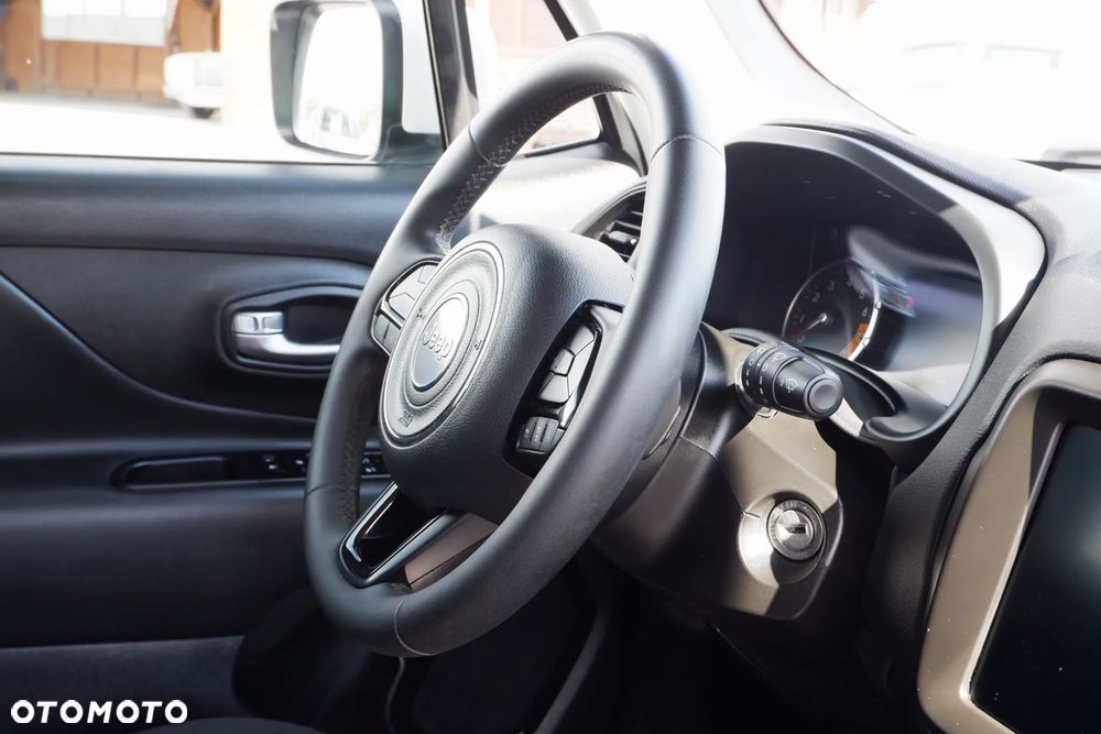 Jeep Renegade 1.3 T-GDI Automatik Longitude - 3