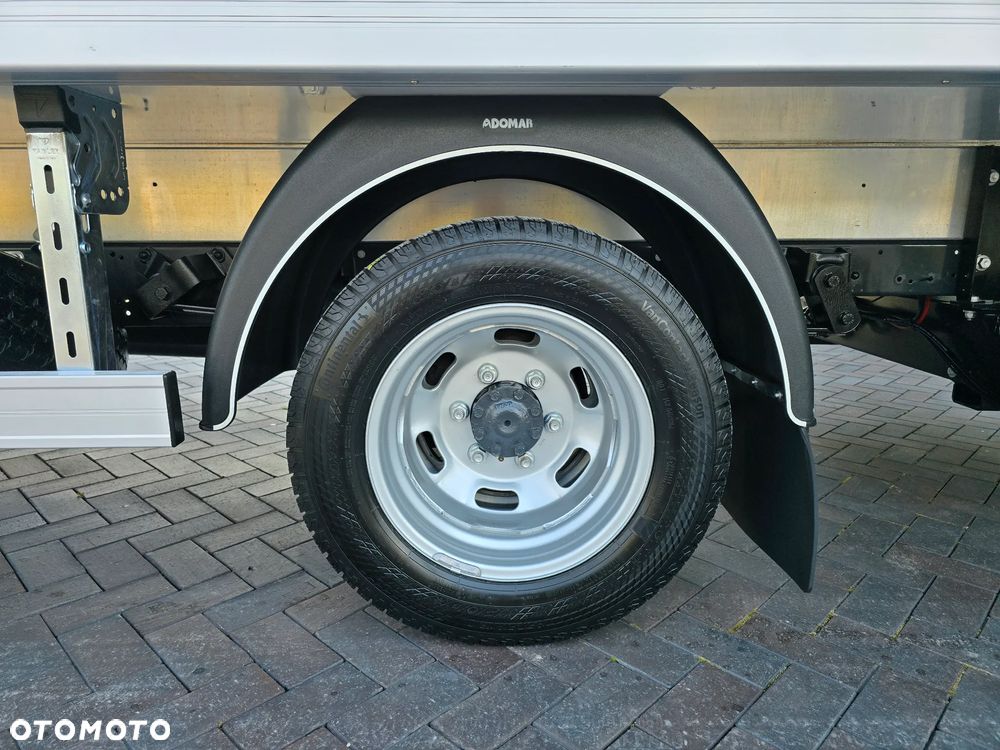 Iveco DAILY 50C18 MROŻNIA 8-PALETOWY + WINDA.1Tona AGREGAT Carrier -20*C +20*C 183Tyś km SERWIS DO OSTATNIEGO Km ASO IVECO SALON PL BOGATA OPCJA WYPOSAZENIA LED NAVI AKTYWNY TEMPOMAT FOTEL KIEROWCY PNEŁMATYCZNY - 24