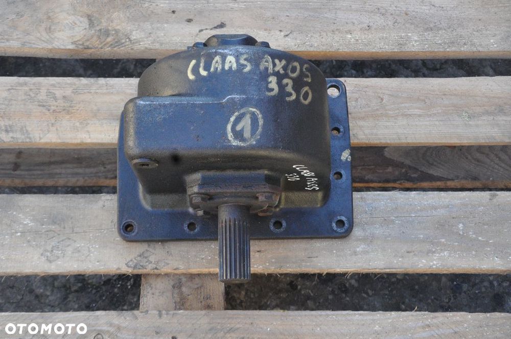 PRZYSTAWKA PRZEDNIEGO NAPĘDU CLAAS AXOS 330 NR 7700096085 - 1
