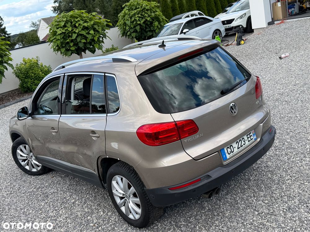Volkswagen Tiguan 2.0 TDI DPF BlueMotion Technology Exclusive - 15