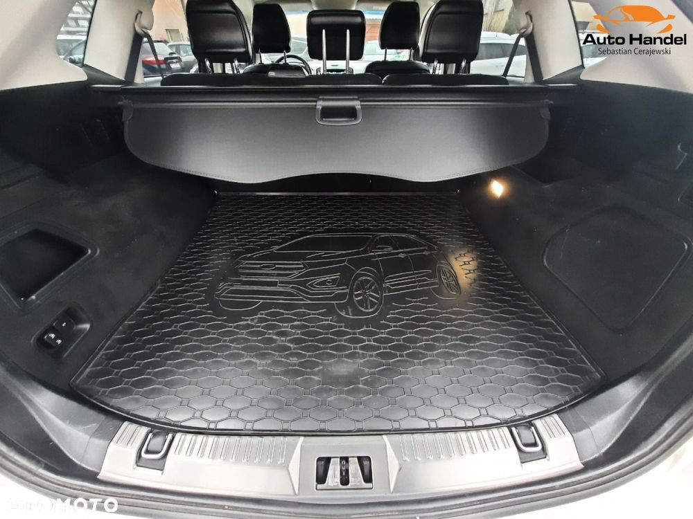Ford Edge - 15