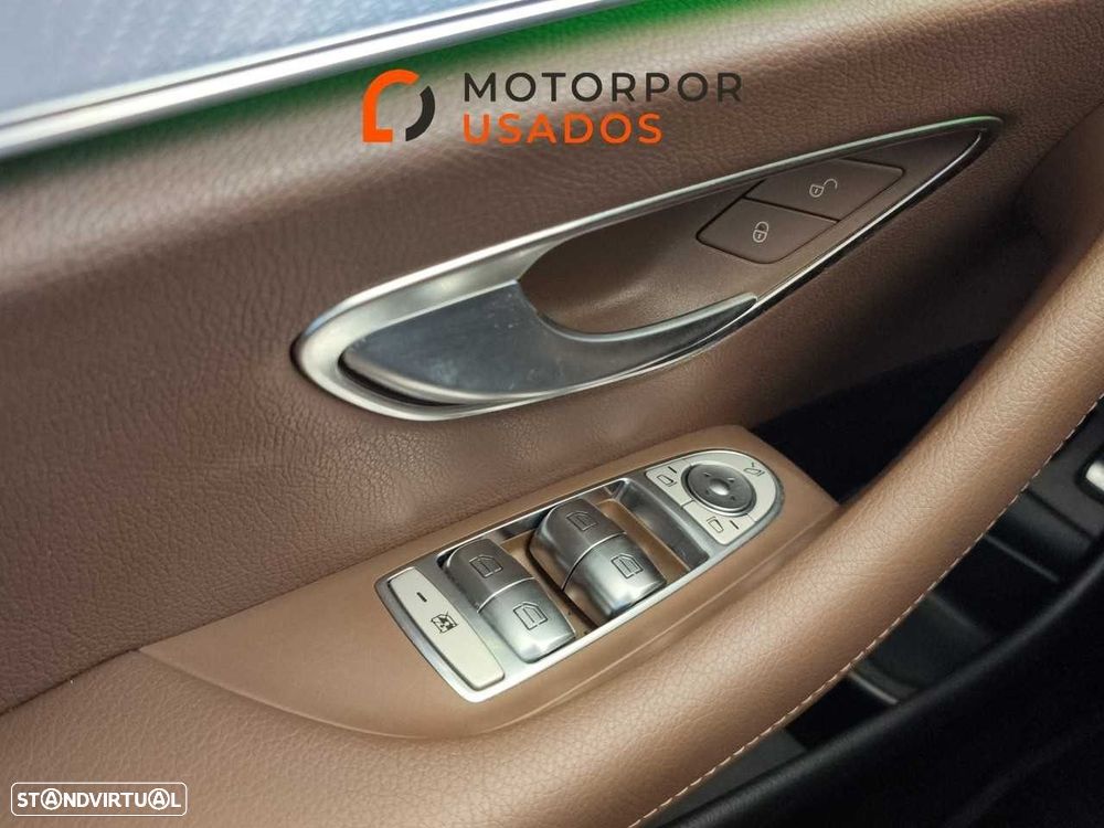 Mercedes-Benz E 300 e Exclusive Line — fotografia 21