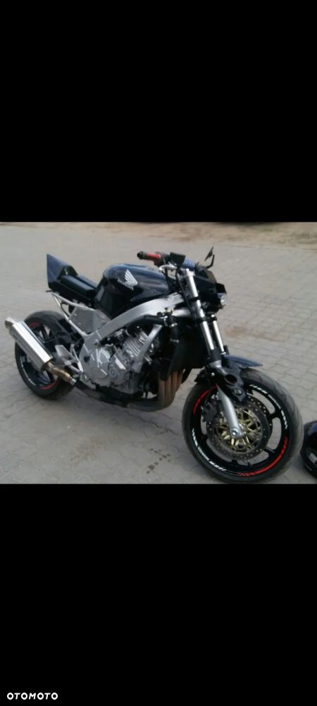 Honda CBR - 9