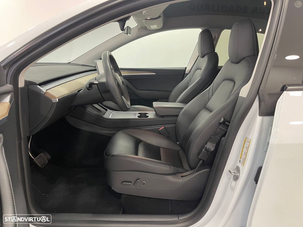 Tesla Model Y RWD - 3