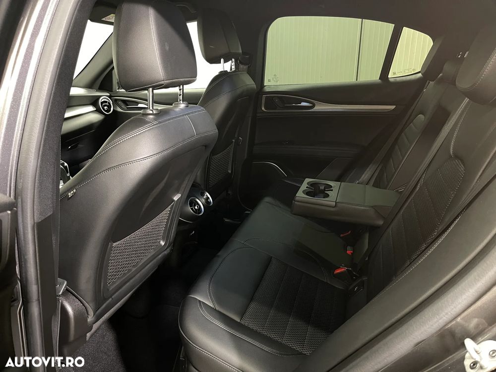 Alfa Romeo Stelvio 2.2 16V AT8 Q4 Sprint - 12