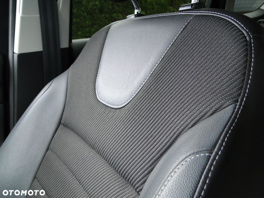 Ford Kuga 2.0 TDCi 4WD Titanium Plus - 32